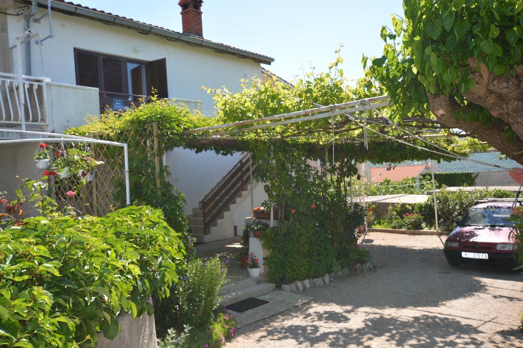 Apartment Slavica Kornić Buitenkant foto