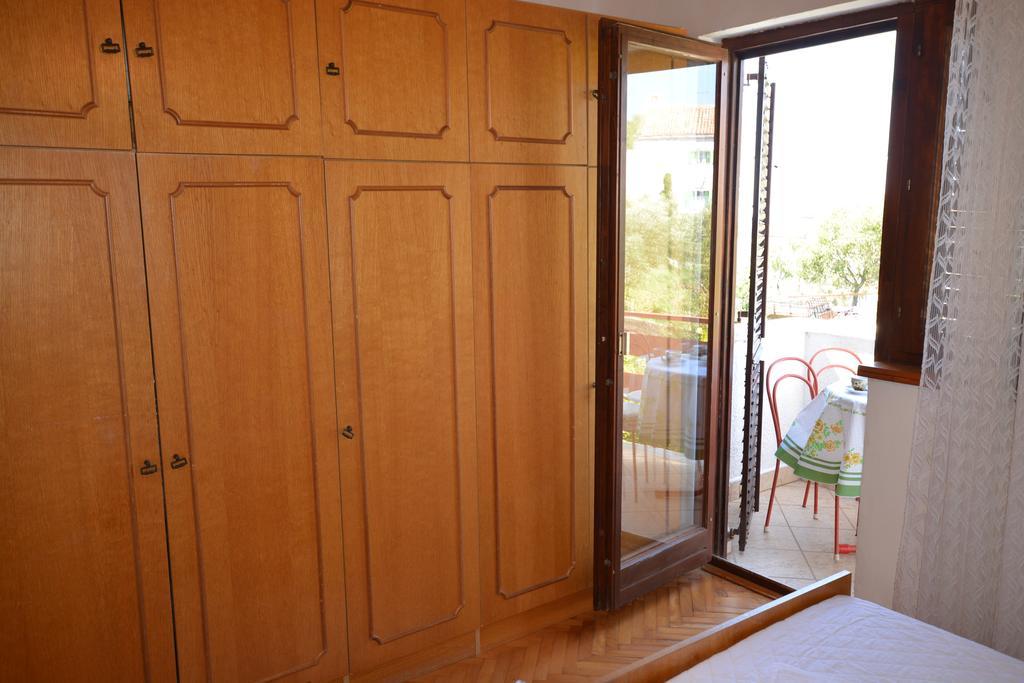 Apartment Slavica Kornić Buitenkant foto